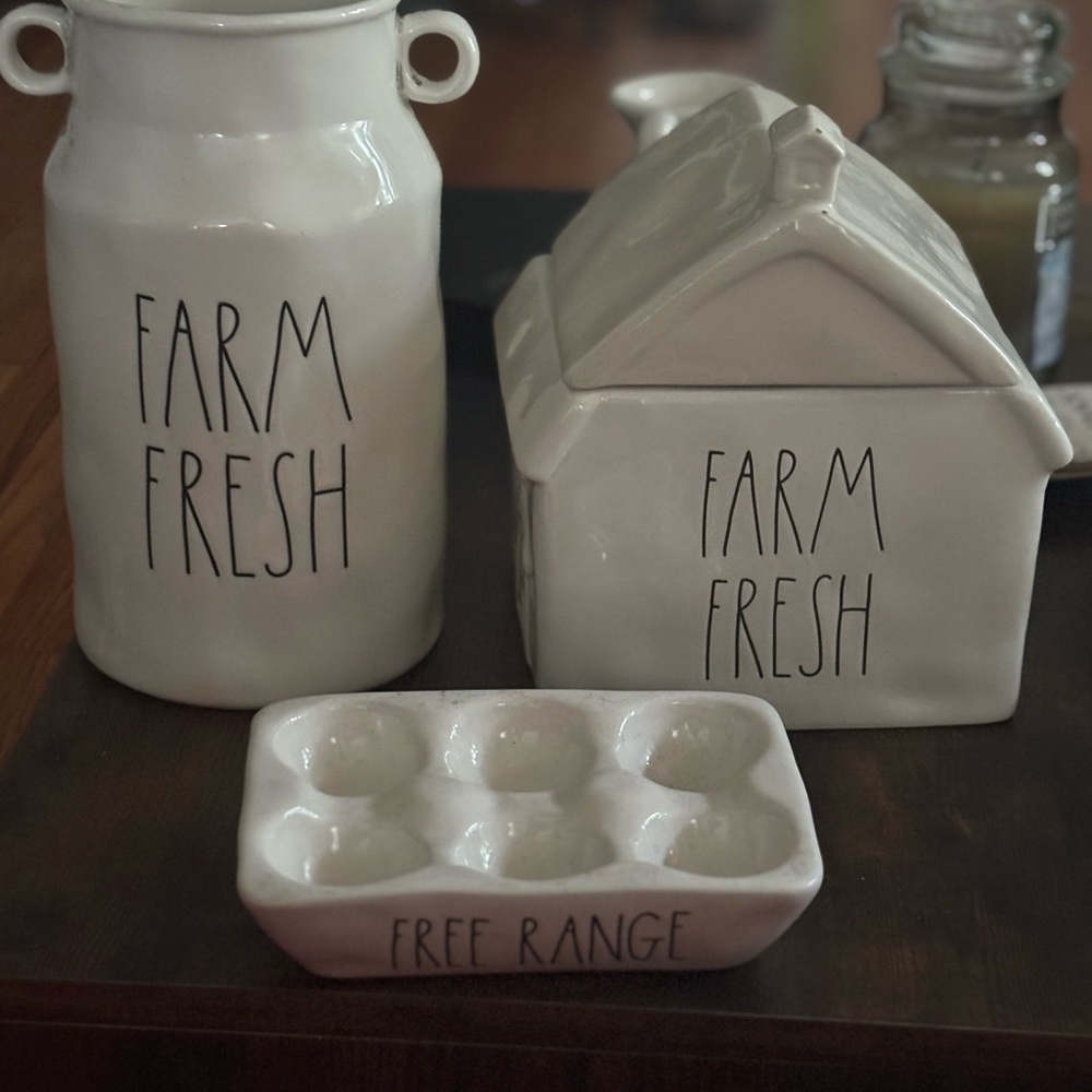 Rae Dunn Farm Fresh Ceramic Set - Cream